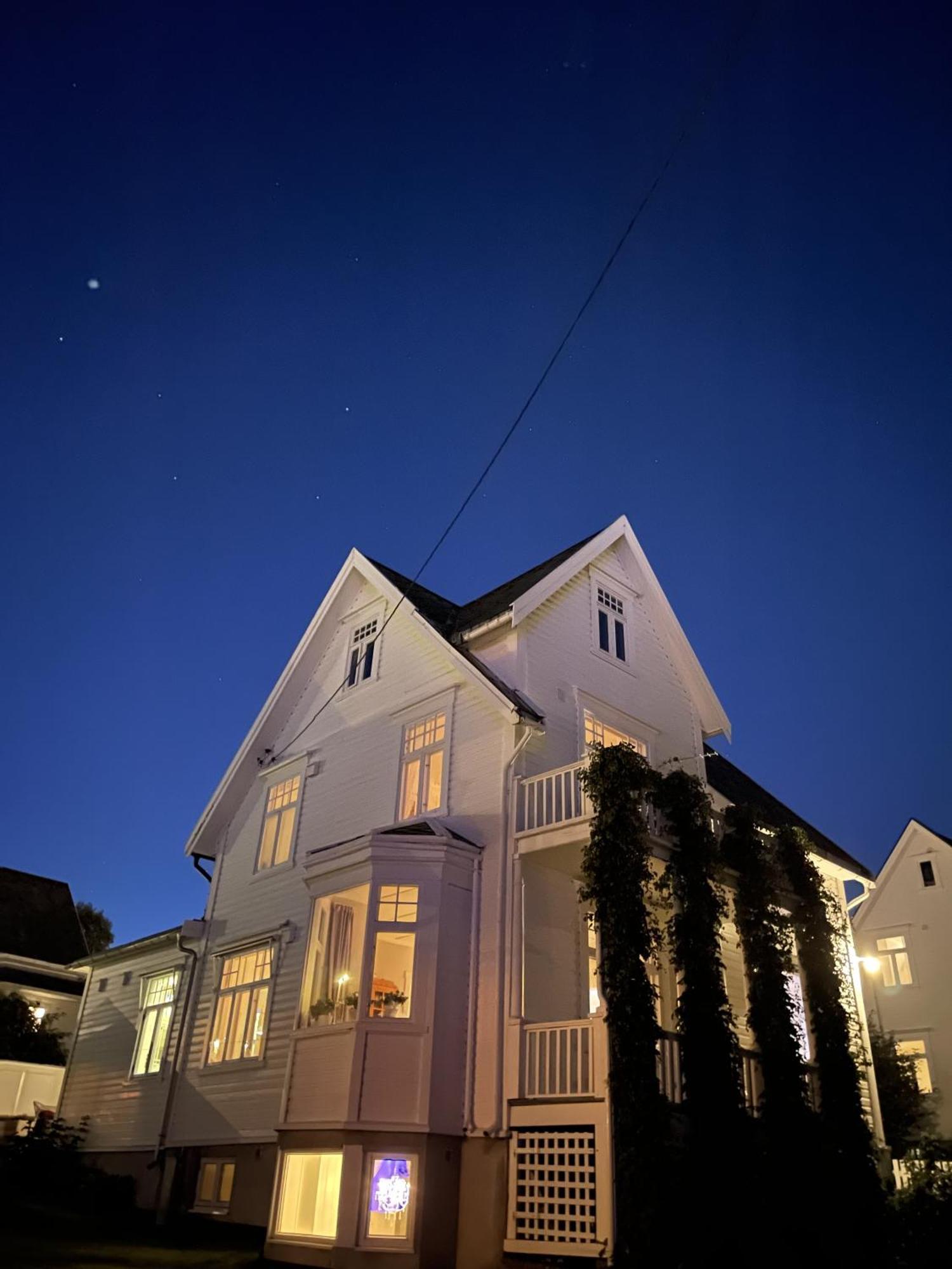North Estate Jl Gate Apartment ทรอมโซ ภายนอก รูปภาพ